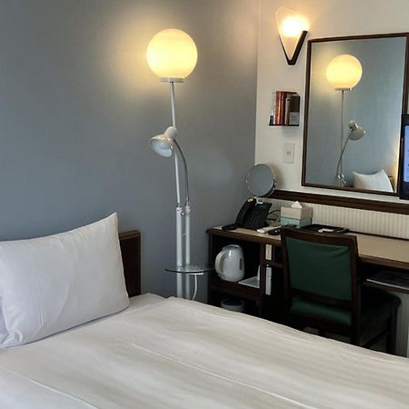 Toyoko Inn Hiroshima Ekimae Ohashi Minami Exterior photo